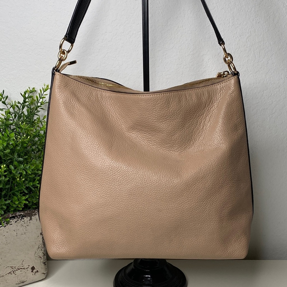 Coach Marlon Hobo Shoulder Bag Colorblock Whipstitch Tan & Cream Leather #91156 - Picture 2 of 12